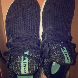 Adidas Parley men’s 9.5 ultraboost